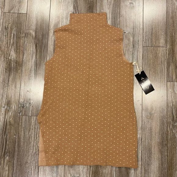 Nanette Lepore Polkadot Sleeveless Mock-neck sweater (Size M) - Picture 2 of 4